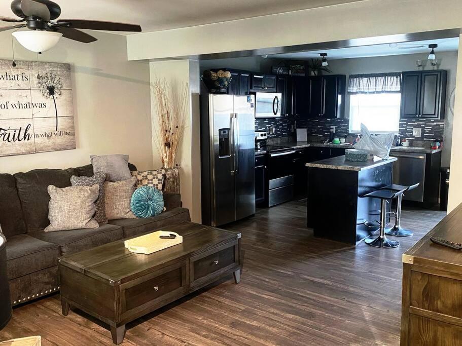 Cozy Nest: Where Love Blossoms Nashville Eksteriør billede